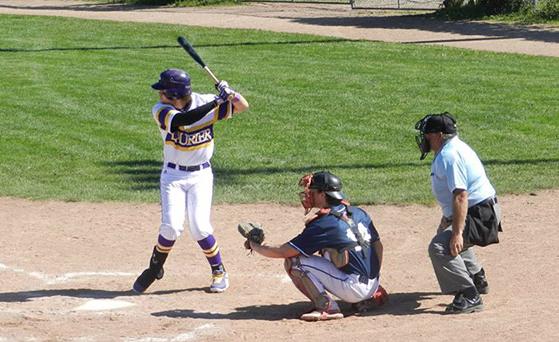 BASEBALL ROUNDUP: Badgers, Golden Hawks continue to set the pace
