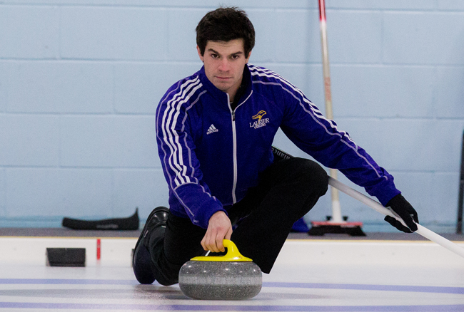 Curling champ Squires named ArcelorMittal Dofasco CIS athlete of the week