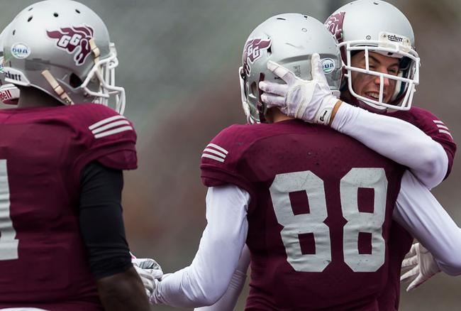Gee-Gees set offensive records in win to close season
