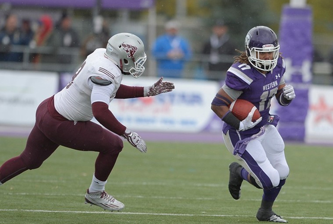 Mustangs run for over 500 yards in win over Gee-Gees