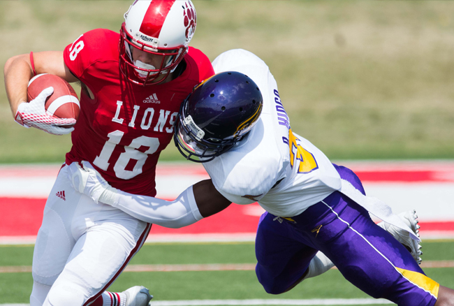 Morelli shines in debut as Laurier upends York 38-21
