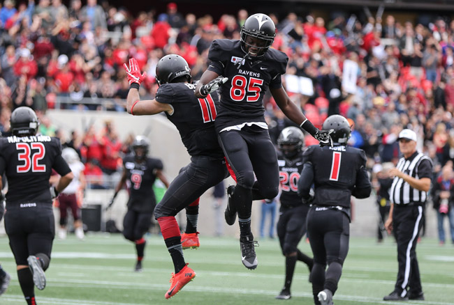 Ravens gain four spots in CIS Top 10 after Panda Game win against Gee-Gees