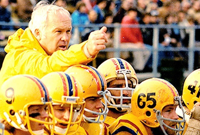 Remembering legendary Queen's Gaels head coach Doug Hargreaves
