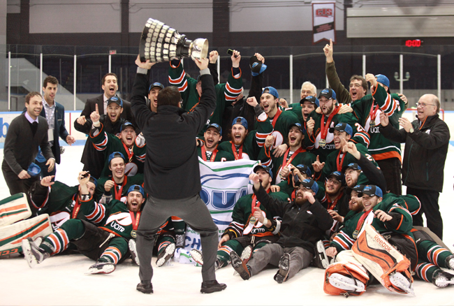 OUA Men's Hockey returns to the ice Oct. 5, UQTR begins title defence Oct. 7 vs. Voyageurs