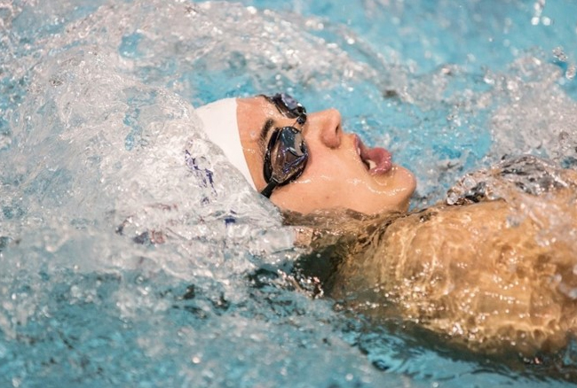 Day 2: Varsity Blues phenom Kylie Masse qualifies for 100m backstroke final
