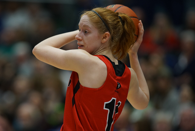 U SPORTS Women’s Final 8: No. 1 Carleton survives early push from No. 8 Victoria