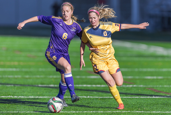 OUA champs Queen's seed 3rd, Laurier 8th for 2015 CIS women’s soccer championship