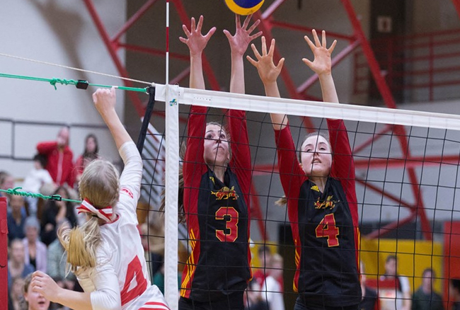 AROUND OUA: Gryphons win 3-0 over RMC in home opener