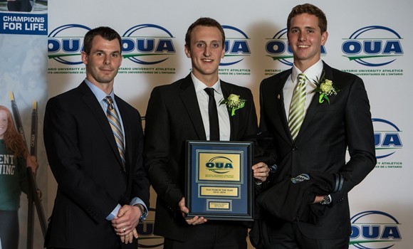 Varsity Blues men's swimming named Team of the Year at OUA Honour Awards Banquet