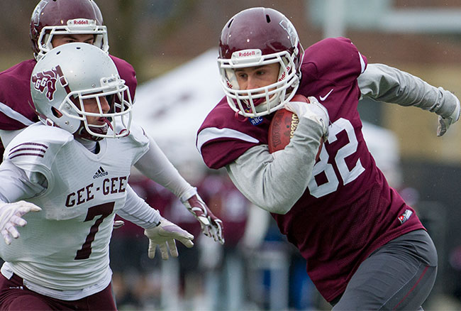 No. 3 McMaster advances to Yates Cup with 42-31 over No. 10 Ottawa