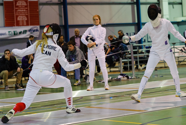 Female fencers travel to York for OUA Championships this weekend