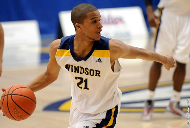 M-BASKETBALL ROUNDUP: No. 3 Ryerson, No. 5 Windsor open season with convincing victories