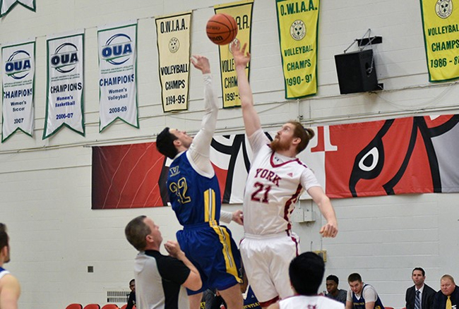 AROUND OUA: Voyageurs take down Lions with strong shooting game
