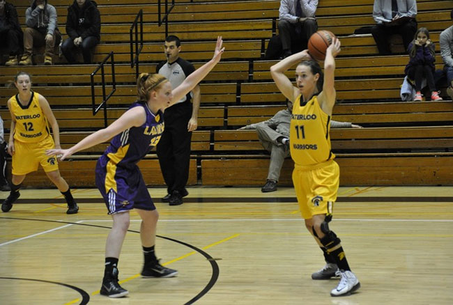 W-BASKETBALL ROUNDUP: Golden Hawks improve to 6-1 with 87-72 win over rival Warriors