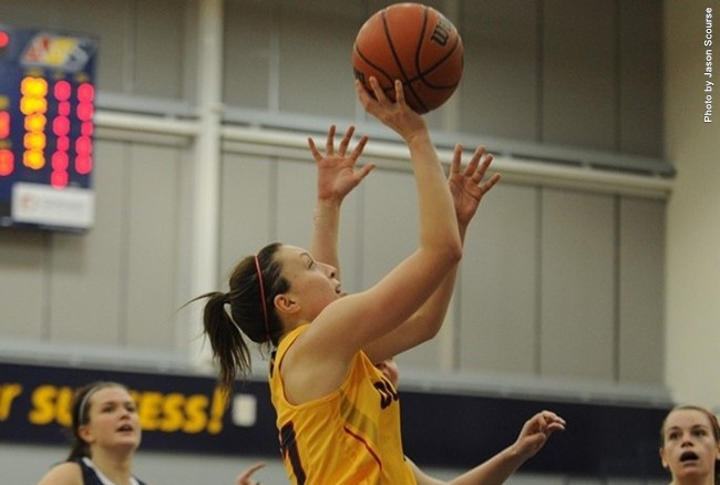 Gaels top Voyageurs 70-44, advance to OUA quarter-final at McMaster Saturday