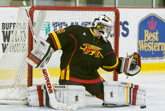 Gryphons eliminate U of T, advance to OUA Finals on Saturday vs Western
