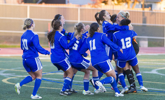 W-Soccer Roundup: Guelph, Queen's, UOIT and Carleton through to quarter-finals